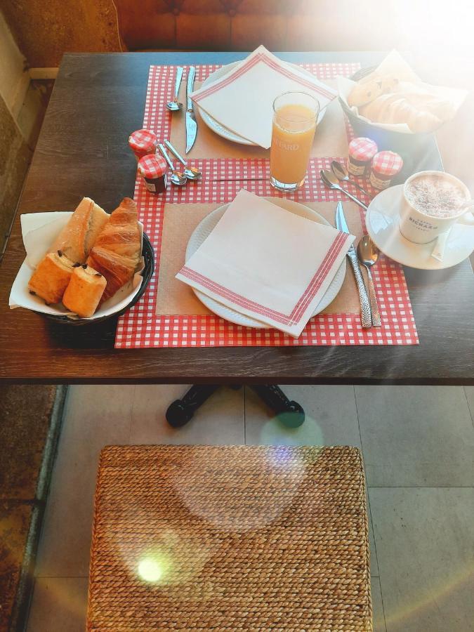 Logis Hotel Restaurant De Provence Οράνζ Εξωτερικό φωτογραφία